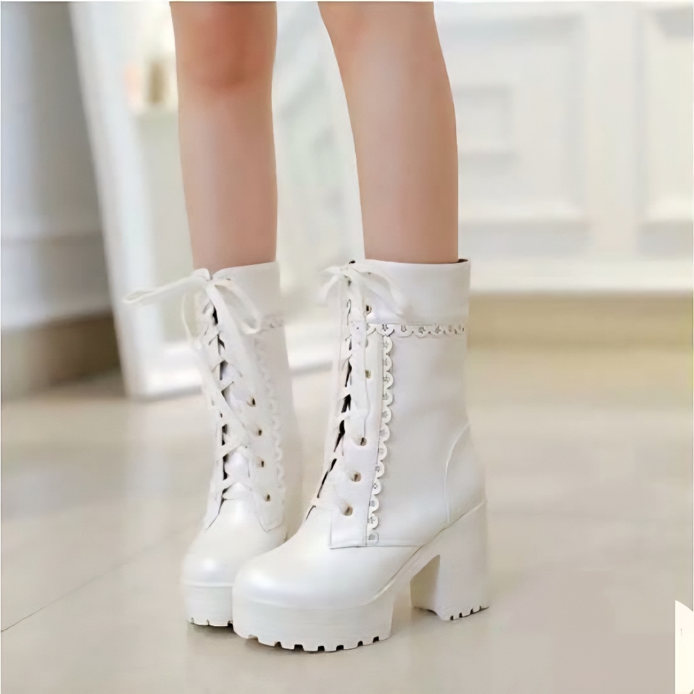 White Lace-Up Platform Boots with Chunky Soles Sz 8